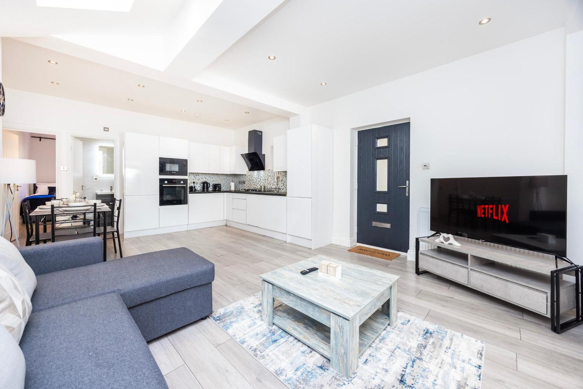 Appartamento Modern 3 Bedroom With Ensuite Londra