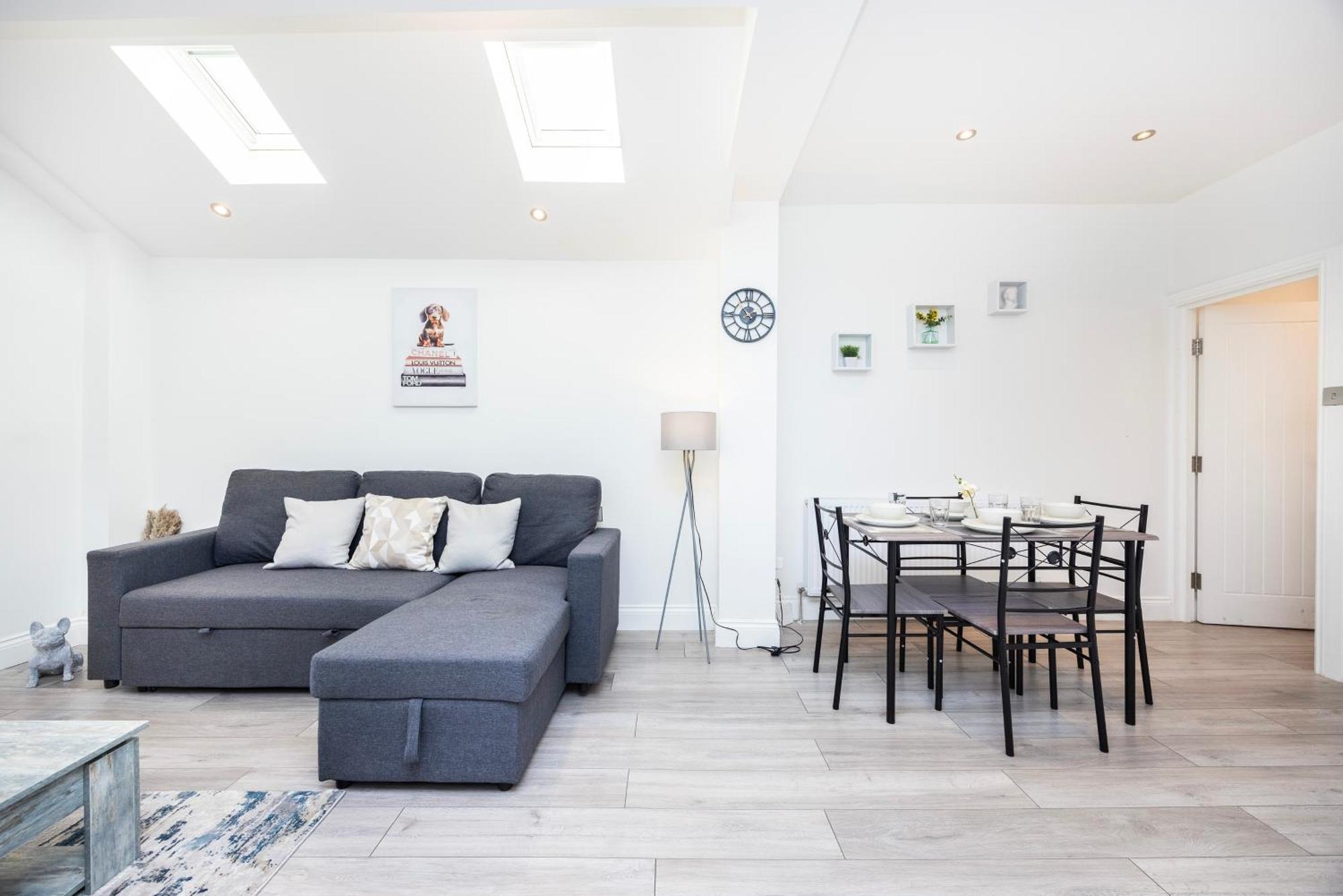 Modern 3 Bedroom With Ensuite Londra