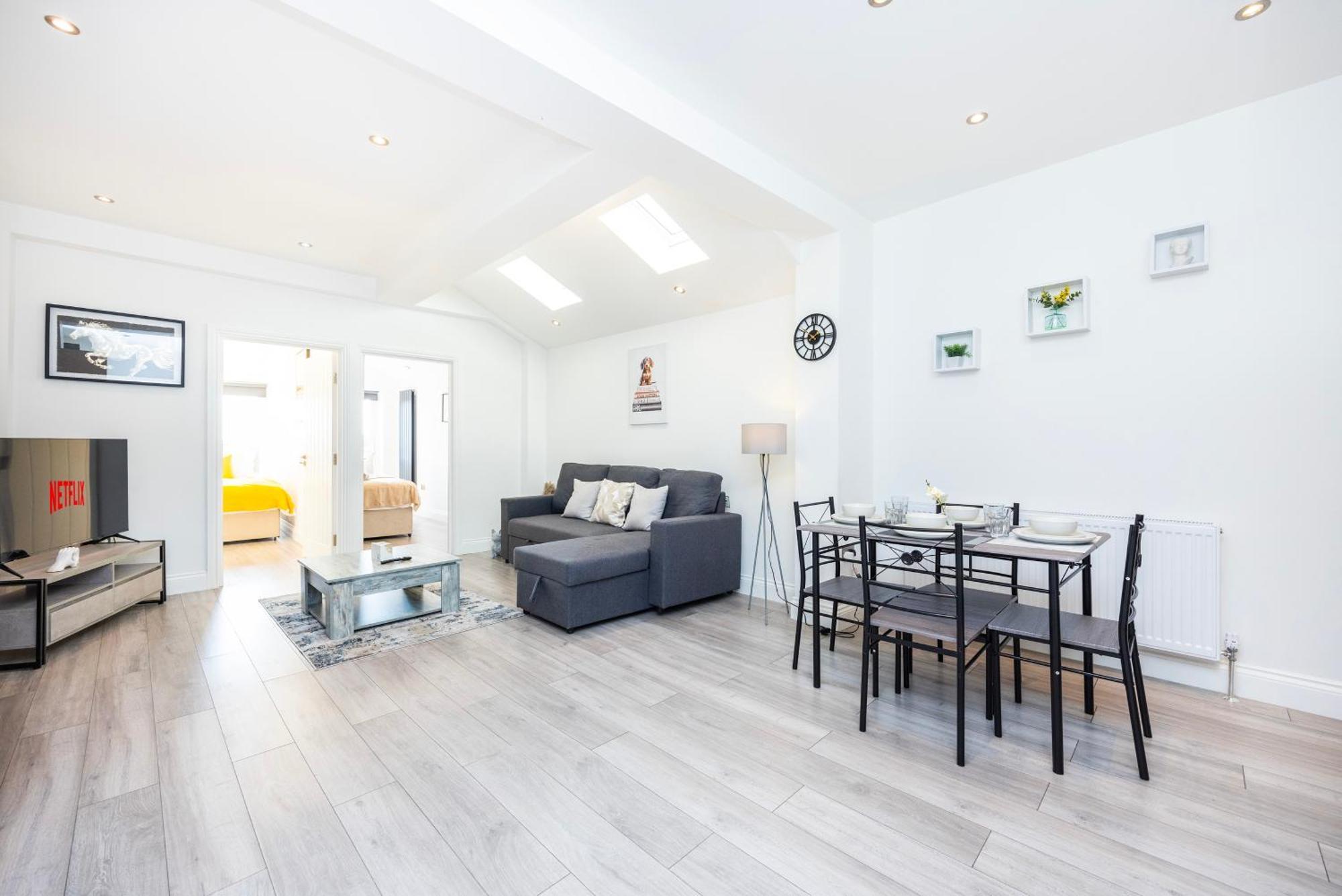 Appartamento Modern 3 Bedroom With Ensuite *