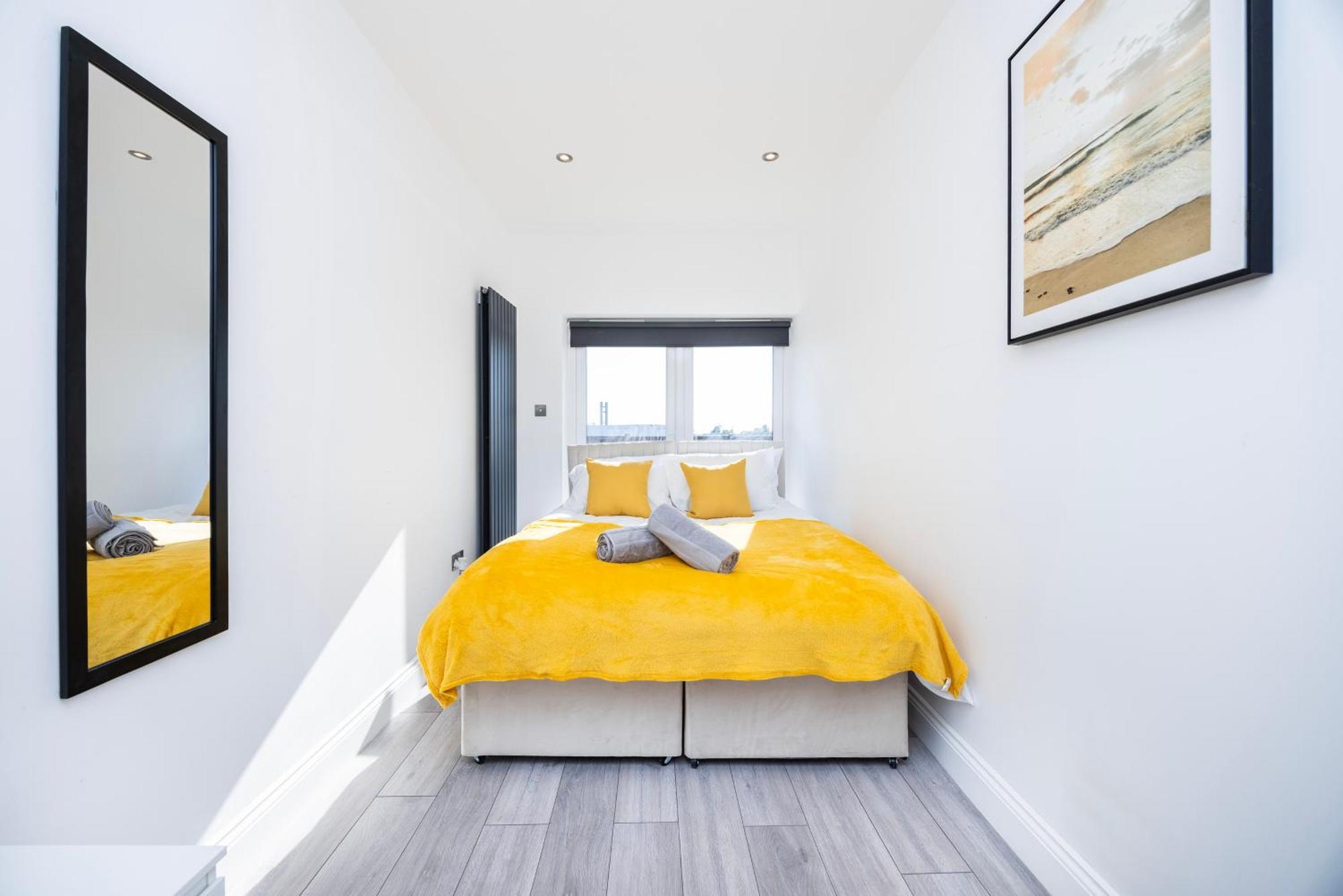 Modern 3 Bedroom With Ensuite Appartamento *