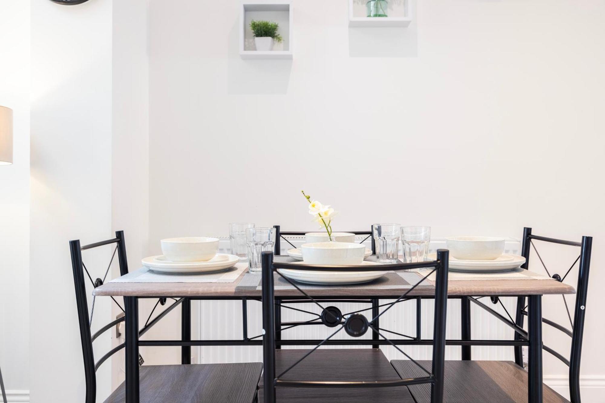 Appartamento Modern 3 Bedroom With Ensuite *