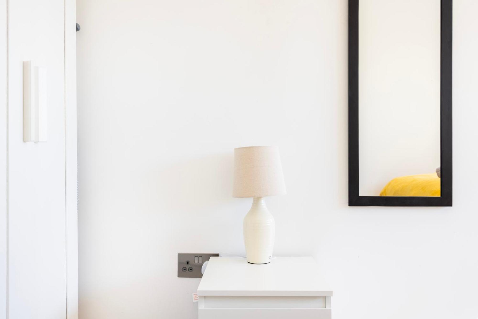 Appartamento Modern 3 Bedroom With Ensuite Londra