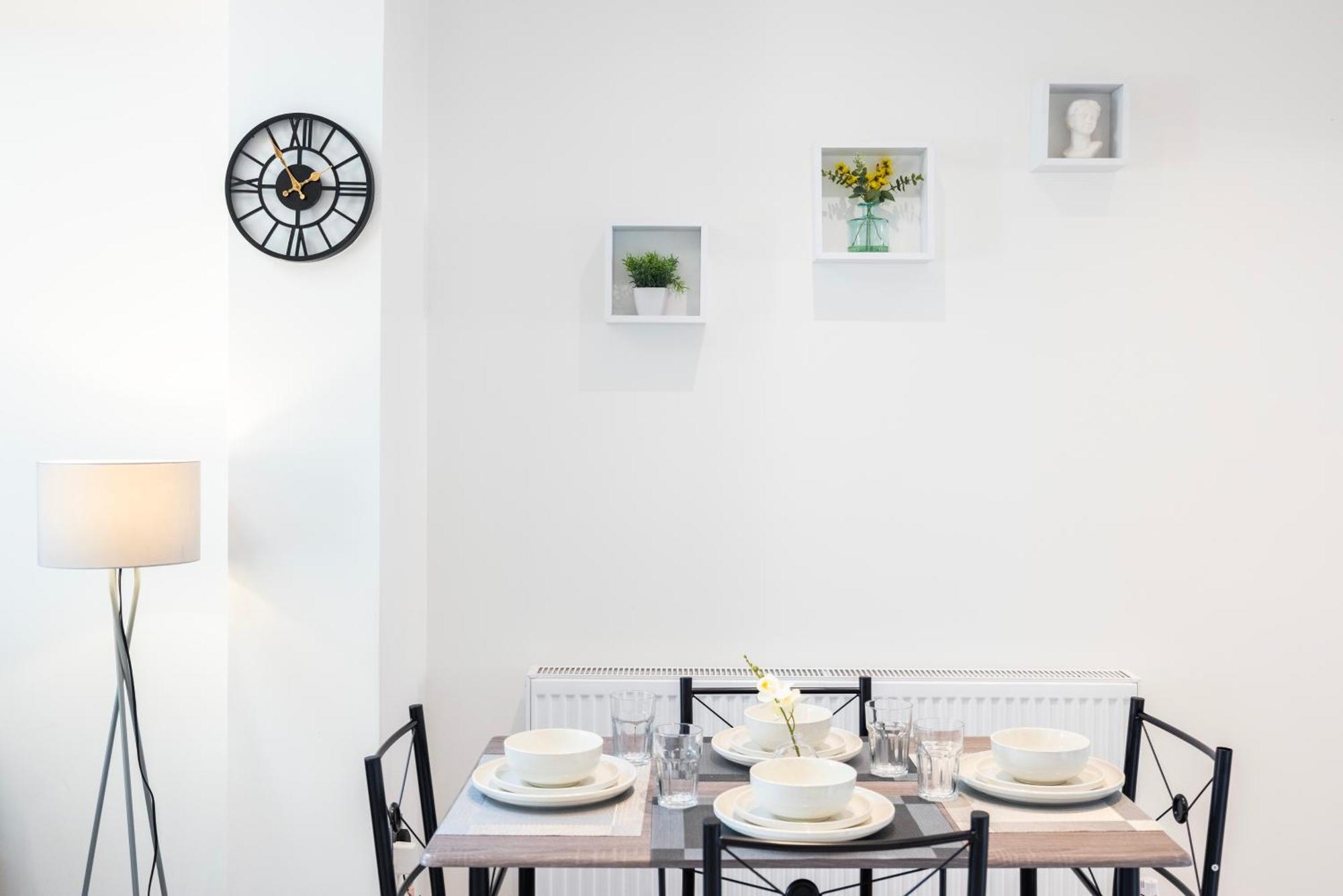 Modern 3 Bedroom With Ensuite Londra